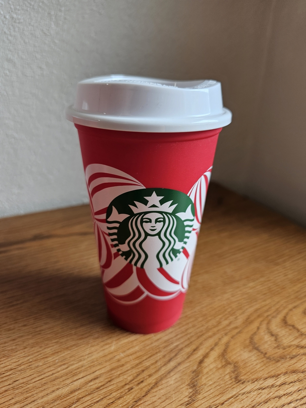 4/$10 Starbucks Red Holiday Reusable Cup Travel Never Used Plastic